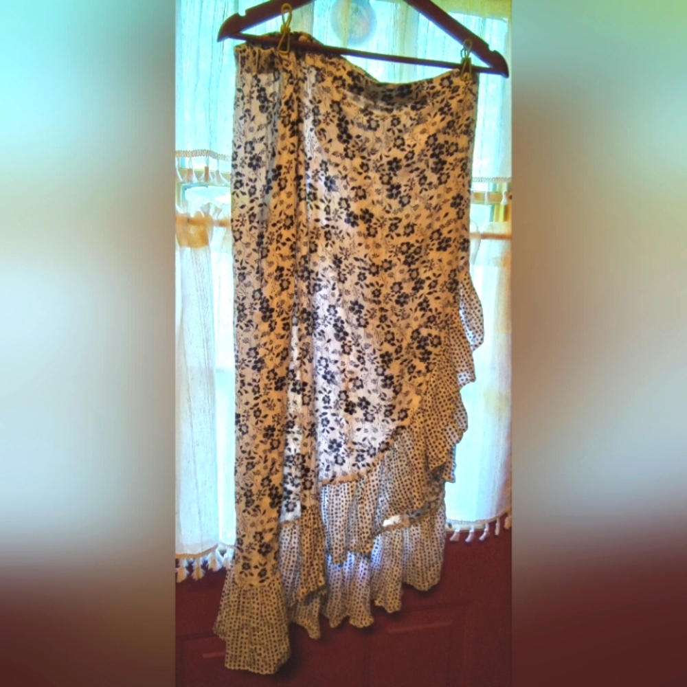 Maurices wrap skirt